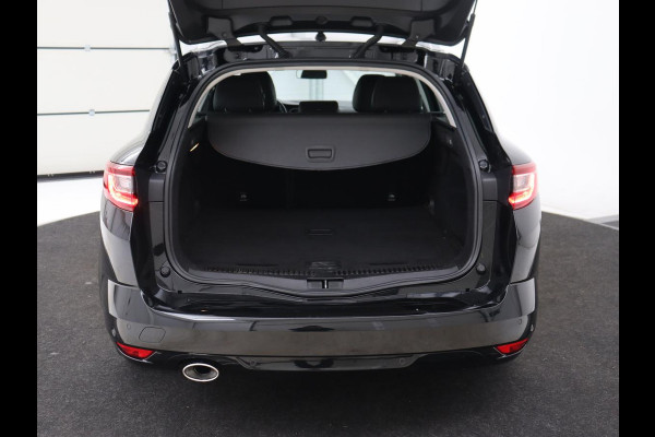 Renault Mégane 1.5 dCi Limited | Camera | Navigatie | Half leder | Climate control | Dodehoek detectie | Keyless | Cruise control | Parkeerhulp