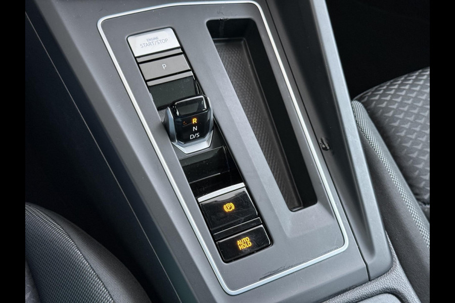 Volkswagen Golf 1.0 eTSI Life PANORAMADAK | ADD. CRUISE | VIRTUAL DASH | NAVIGATIE | RIJKLAARPRIJS incl. 12mnd BOVAG| STOELVERWARMING