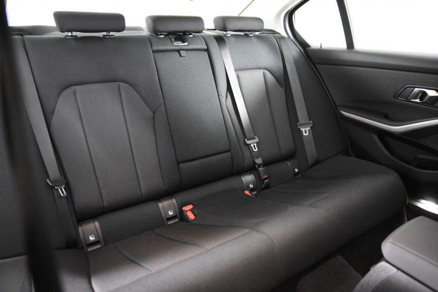 BMW 3-serie 320iA Limosine *1ste Eigenaar*Parkassist*Carplay*