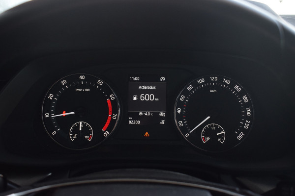 Škoda Octavia 1.5 e-TSI 150pk Ambition Plus | Trekhaak | Camera | Carplay