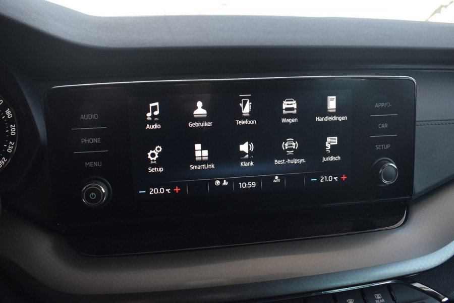 Škoda Octavia 1.5 e-TSI 150pk Ambition Plus | Trekhaak | Camera | Carplay