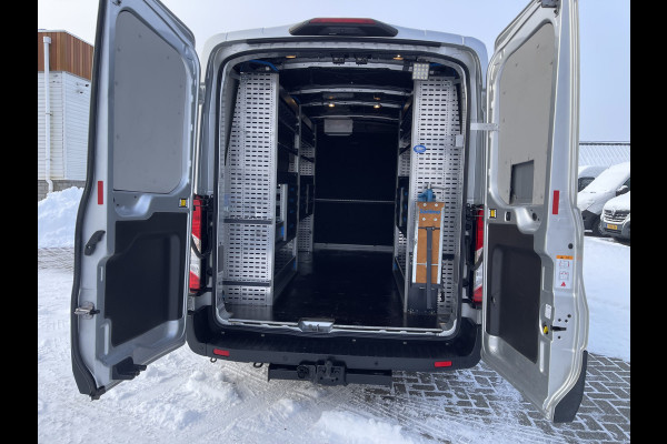 Ford Transit 310 2.0 TDCI 130pk L3H2 Trend / vaste prijs rijklaar € 18.950 ex btw / lease vanaf € 319 / Sortimo ingerichte laadruimte met omvormer / distributie riem vervangen!