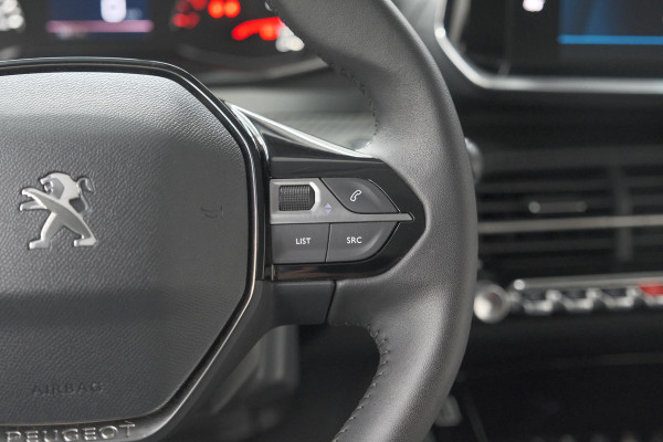 Peugeot 208 PureTech 100 Allure Pack | Camera | Apple Carplay | Stoelverwarming | Parkeersensoren