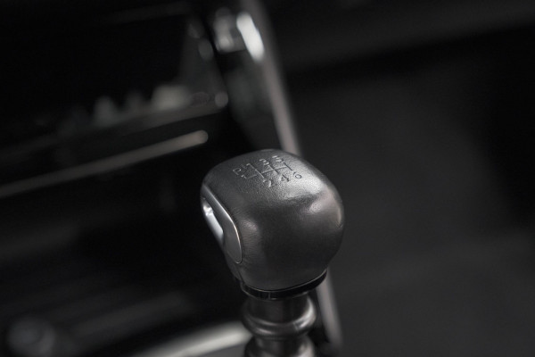 Peugeot 208 PureTech 100 Allure Pack | Camera | Apple Carplay | Stoelverwarming | Parkeersensoren