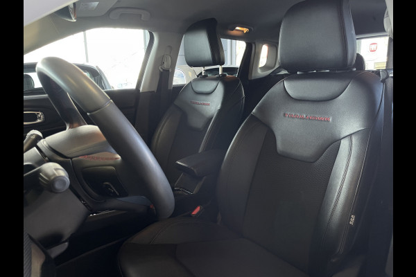 Jeep Compass 4xe 240 Plug-in Hybrid Electric Trailhawk | Camera | Parkeersensoren voor en achter Meer foto's volgen!