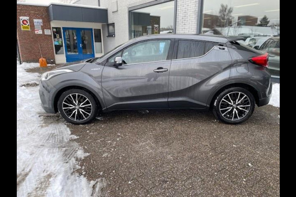 Toyota C-HR 1.8 Hybrid Style | Verwarmde stoelen (voor)| Navigatie+ camera