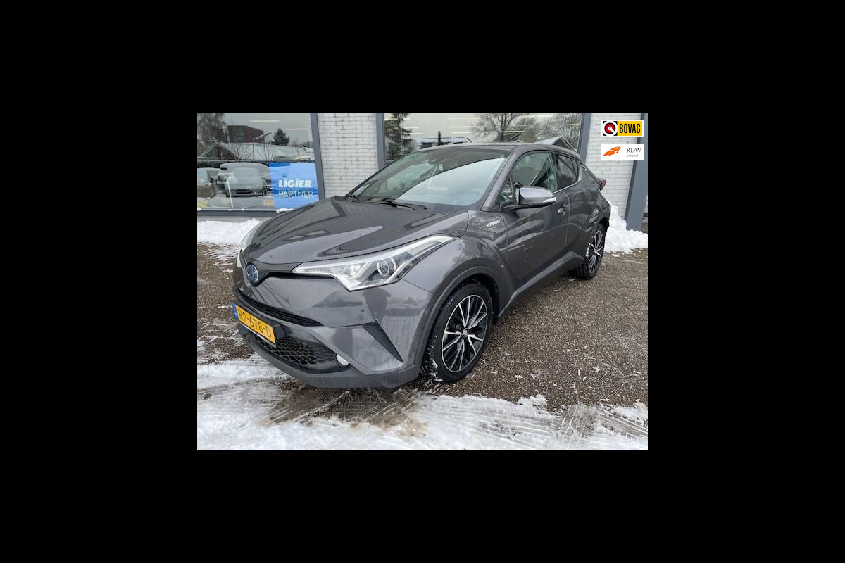 Toyota C-HR 1.8 Hybrid Style | Verwarmde stoelen (voor)| Navigatie+ camera