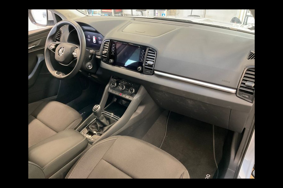 Škoda Karoq TSI 116PK SELECTION CARPLAY/LED/ECC Auto wordt verwacht!