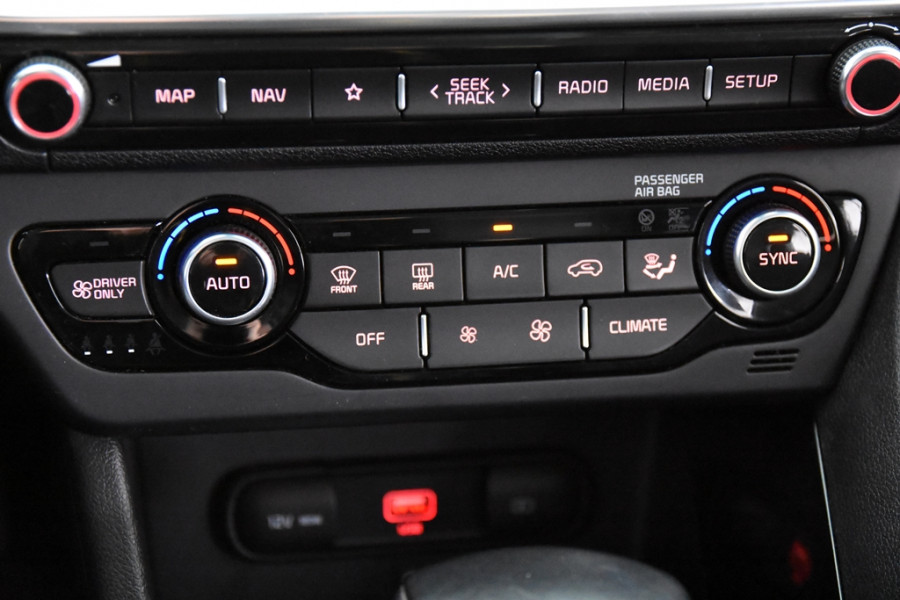 Kia Niro 1.6 GDi Plug-in Hybrid *1ste Eigenaar*Leer*Navigatie*Trekhaak*