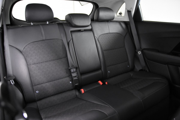 Kia Niro 1.6 GDi Plug-in Hybrid *1ste Eigenaar*Leer*Navigatie*Trekhaak*