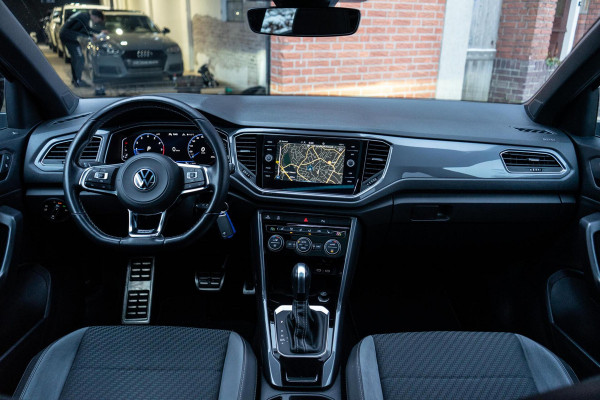 Volkswagen T-Roc 1.5 TSI R-Line Pano / Camera / ACC