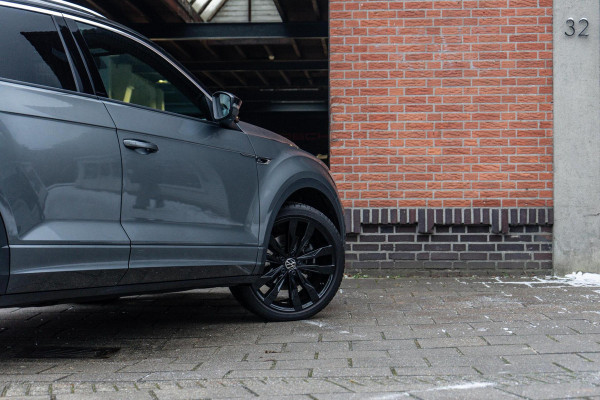 Volkswagen T-Roc 1.5 TSI R-Line Pano / Camera / ACC