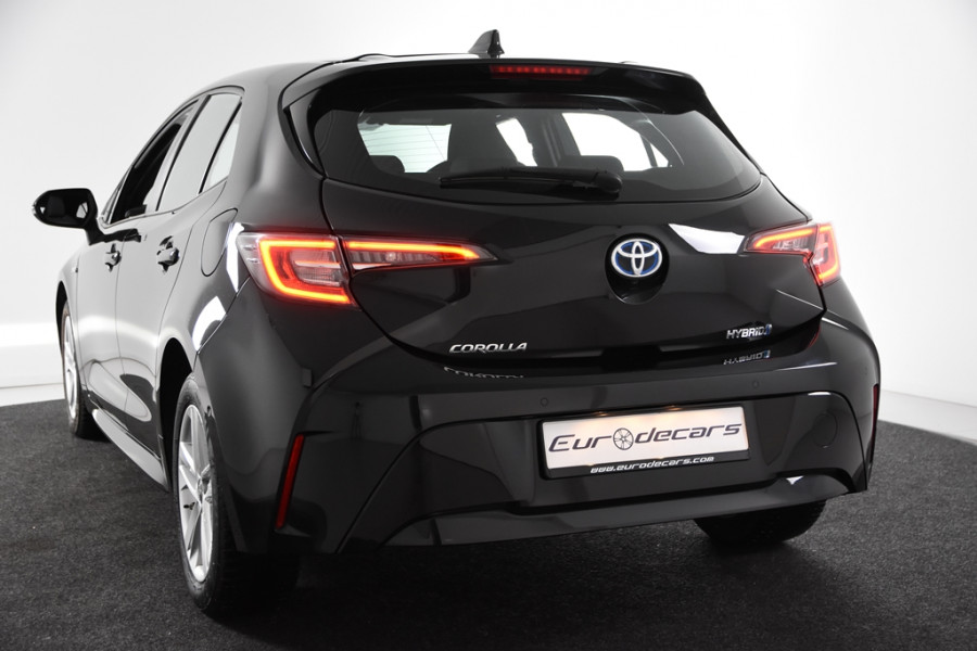 Toyota Corolla 1.8 Hybrid *1ste Eigenaar*Navigatie*Park assist*