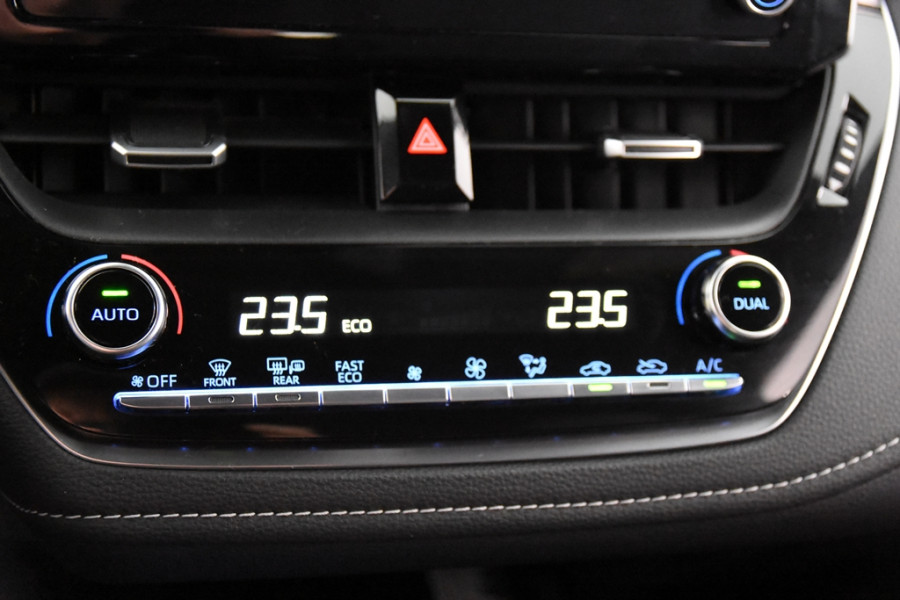 Toyota Corolla 1.8 Hybrid *1ste Eigenaar*Navigatie*Park assist*