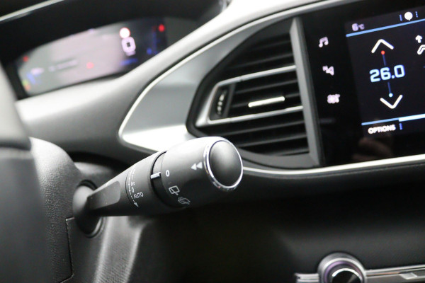 Peugeot 308 SW 1.2 Allure*110PK*ECC*CRUISE*NAVI*HAAK*CAM*CARPLAY*