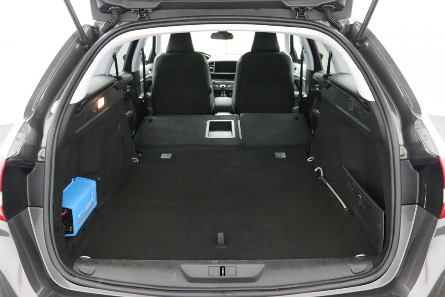 Peugeot 308 SW 1.2 Allure*110PK*ECC*CRUISE*NAVI*HAAK*CAM*CARPLAY*