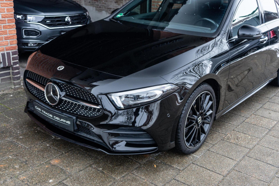 Mercedes-Benz A-Klasse 250 e AMG Line Pano / Burmester / Memory