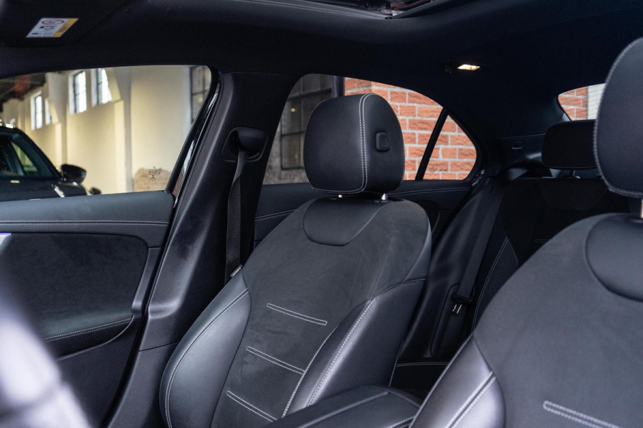 Mercedes-Benz A-Klasse 250 e AMG Line Pano / Burmester / Memory