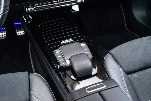 Mercedes-Benz A-Klasse 250 e AMG Line Pano / Burmester / Memory