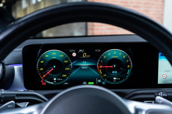 Mercedes-Benz A-Klasse 250 e AMG Line Pano / Burmester / Memory