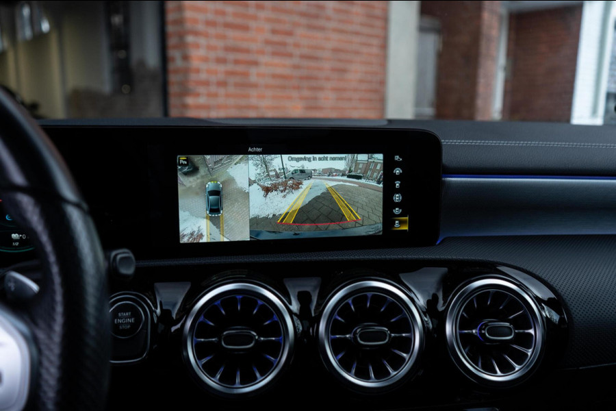 Mercedes-Benz A-Klasse 250 e AMG Line Pano / Burmester / Memory