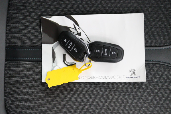 Peugeot 3008 1.2 Allure*130PK*ECC*CRUISE*NAVI*CARPLAY*