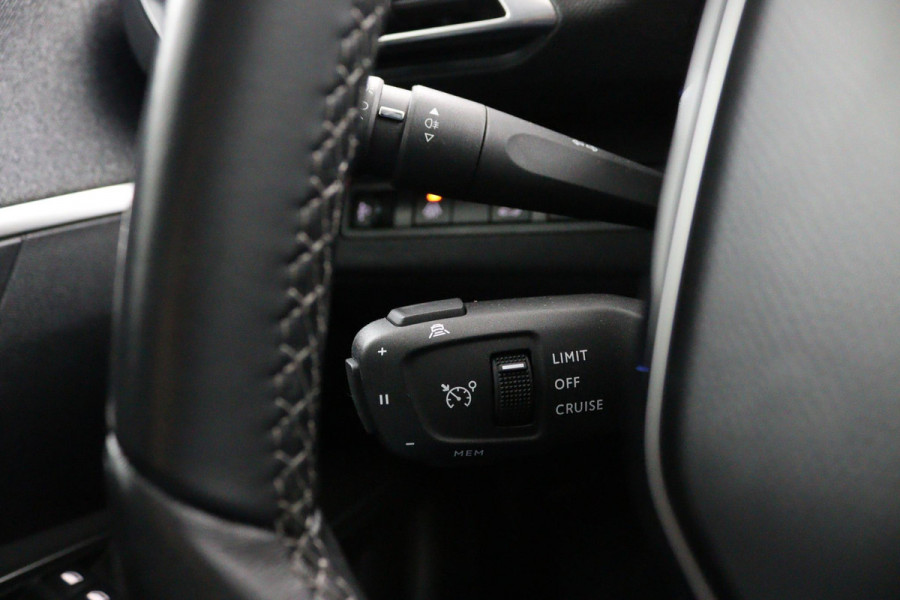 Peugeot 3008 1.2 Allure*130PK*ECC*CRUISE*NAVI*CARPLAY*