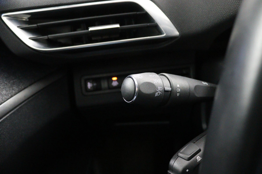 Peugeot 3008 1.2 Allure*130PK*ECC*CRUISE*NAVI*CARPLAY*
