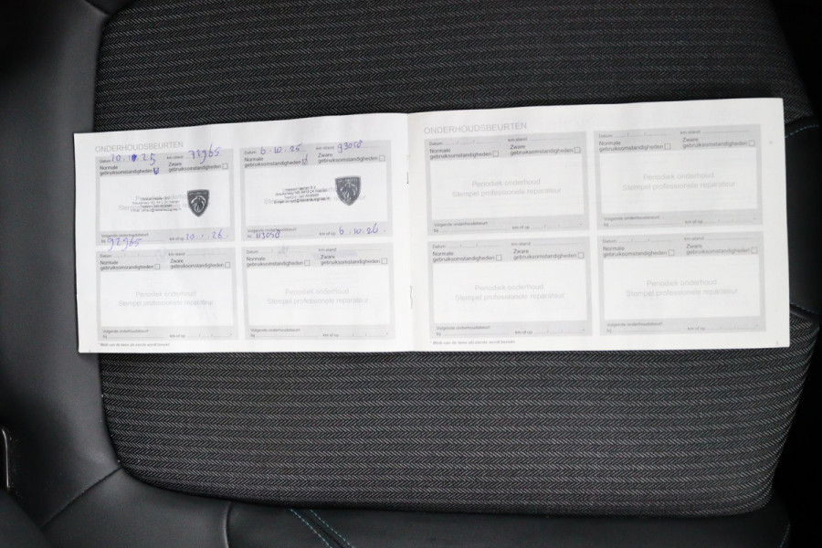 Peugeot 3008 1.2 Allure*130PK*ECC*CRUISE*NAVI*CARPLAY*