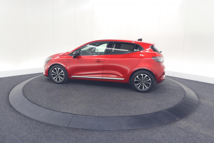 Renault Clio TCe 90 GPF Techno | 360 Camera | Adaptieve Cruise Control | 9.3 Inch Groot Scherm