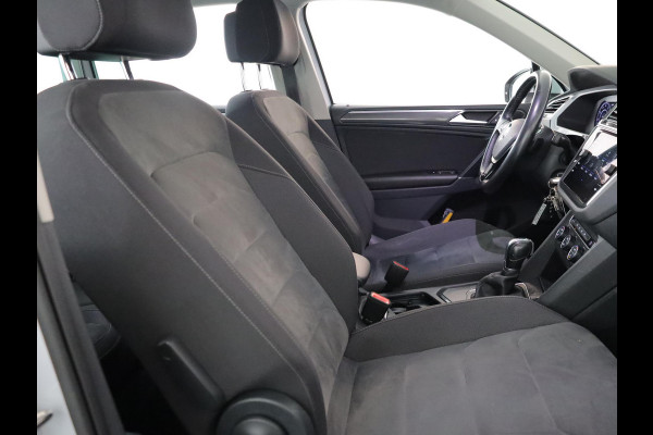 Volkswagen Tiguan 1.4 TSI ACT Highline 150pk DSG| digital display| Navi | 18'LM-velgen| extra getint glas