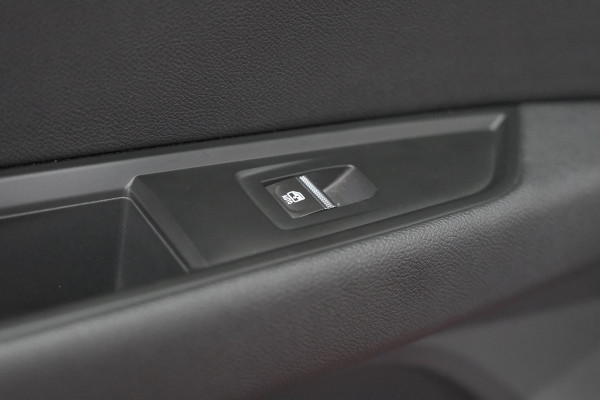 Renault Austral 1.2 E-Tech Full Hybrid 200 Techno | 1500 KG Trekgewicht | 360 Camera | Panoramadak | Adaptieve Cruise Control