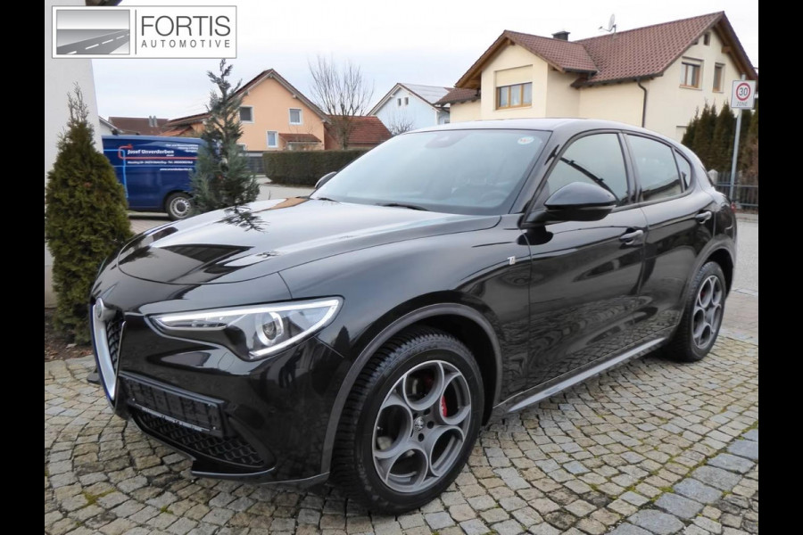 Alfa Romeo Stelvio 2.0T Q4 Ti (206kW/280pk) ** Bi-XENON/LED, NAVI+, LEDER, ACC, 19-inch LMV, MEM ** 1e EIG - 16.700 km - UNFALLFREI ** ** INFORMEER OOK NAAR ONZE AANTREKKELIJKE FINANCIAL-LEASE TARIEVEN **