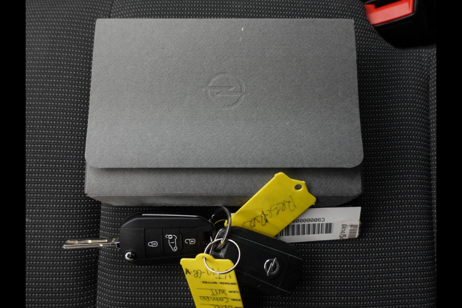 Opel Combo 102pk L1H1 Navi Apple Carplay/Android Auto Trekhaak Cruise Control Airco Parkeersensoren