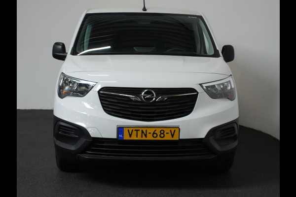 Opel Combo 102pk L1H1 Navi Apple Carplay/Android Auto Trekhaak Cruise Control Airco Parkeersensoren