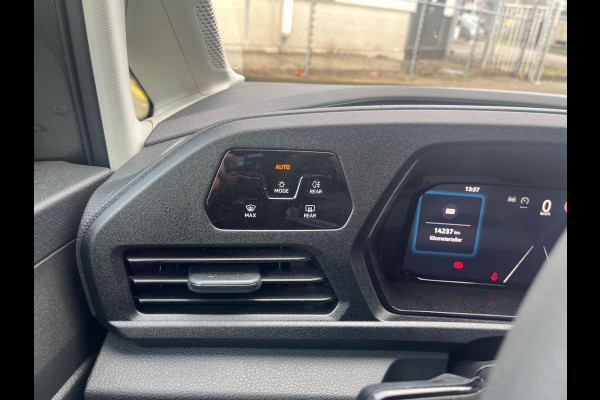 Volkswagen Caddy Cargo 2.0 TDI 102PK Style / Nieuw staat / Trekhaak / App connect