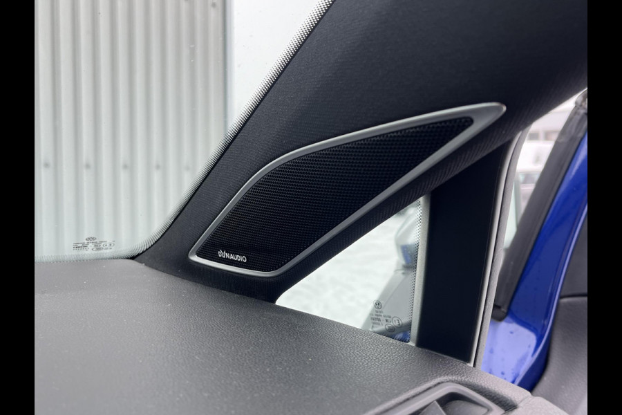 Volkswagen Golf 2.0 TSI 4Motion R*440PK*AKRA*PANO*MAXTON*ACC*CAM*