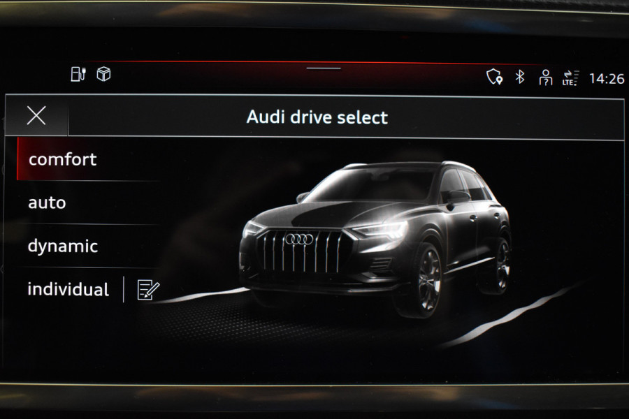 Audi Q3 45 TFSIe 245PK HYBRID S-TRONIC EDITION NAVI/PDC/BLUETOOTH