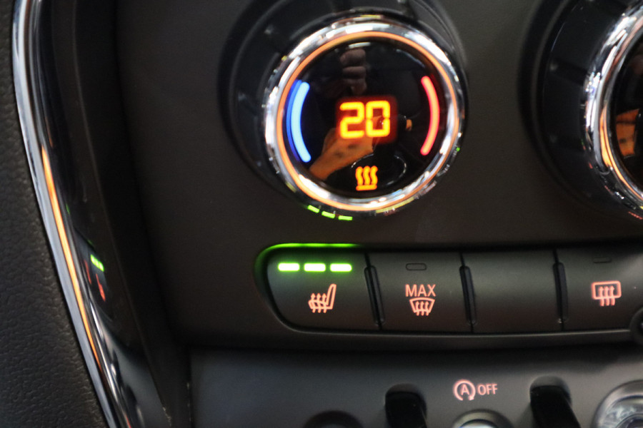 MINI Clubman 2.0 Cooper S ALL4 Chili Cruise/Climate Panoramadak Automaat 24 maanden garantie mogelijk (*vraag naar de voorwaarden)