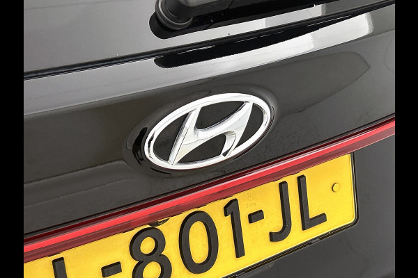 Hyundai Santa Fe 1.6 T-GDI HEV Comfort Smart(NL-auto, Carplay, Camera, Lane Assit, StoelV, Addapt Cruise, Navi, Etc)