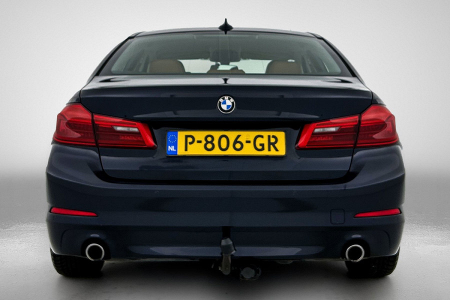 BMW 5 Serie 520d EDE Executive(Dealer OnderH, Navi, PDC V+A, Trekhaak, StoelV, Cruise Con, Etc)