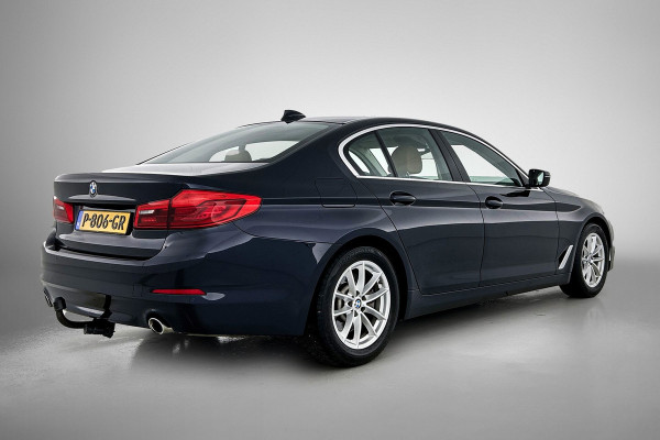 BMW 5 Serie 520d EDE Executive(Dealer OnderH, Navi, PDC V+A, Trekhaak, StoelV, Cruise Con, Etc)