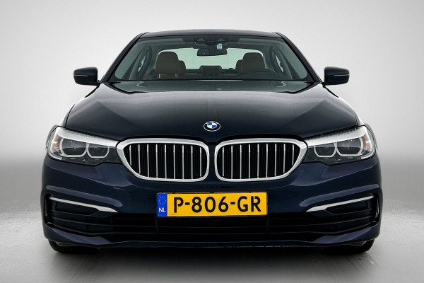 BMW 5 Serie 520d EDE Executive(Dealer OnderH, Navi, PDC V+A, Trekhaak, StoelV, Cruise Con, Etc)