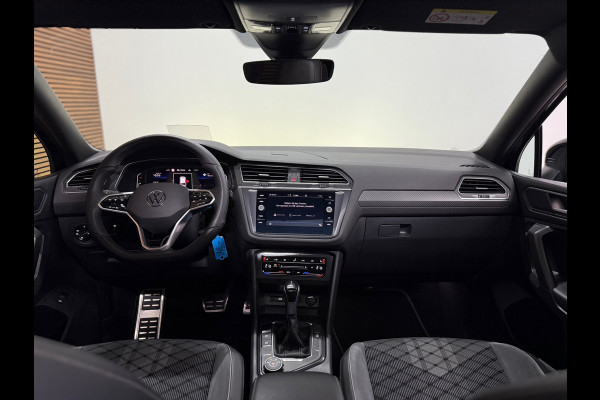 Volkswagen Tiguan All-Space 2.0 TSI 4Motion Highline Business 3x R-Line | 7 pers | HUD | Panoramadak | Navigatie | 19' inch