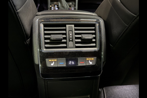 Škoda Superb Combi 2.0 TDI 190PK 4x4 Laurin & Klement Business | Panoramadak | Leder | Trekhaak | Canton | Adaptive cruise