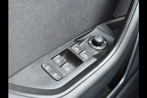 Škoda Superb Combi 2.0 TDI 190PK 4x4 Laurin & Klement Business | Panoramadak | Leder | Trekhaak | Canton | Adaptive cruise