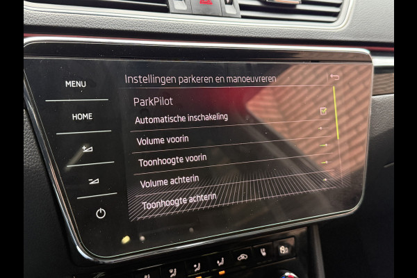 Škoda Superb Combi 2.0 TDI 190PK 4x4 Laurin & Klement Business | Panoramadak | Leder | Trekhaak | Canton | Adaptive cruise