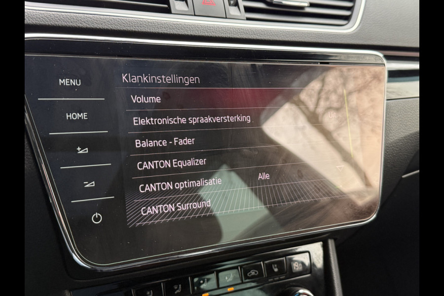 Škoda Superb Combi 2.0 TDI 190PK 4x4 Laurin & Klement Business | Panoramadak | Leder | Trekhaak | Canton | Adaptive cruise