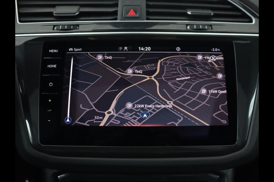 Volkswagen Tiguan 1.4 TSI eHybrid R Line | Panoramadak | Head-Up | Trekhaak | Stoelverwarming | Camera | Park Assist | Carplay | Matrix LED | Navigatie | Stuurverwarming | PHEV | Plug In