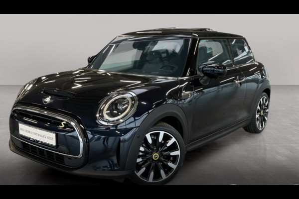 MINI Cooper SE Classic 33 kWh Head-Up Harman/Kardon Panoramadak . Neem contact op en we maken een afspraak!